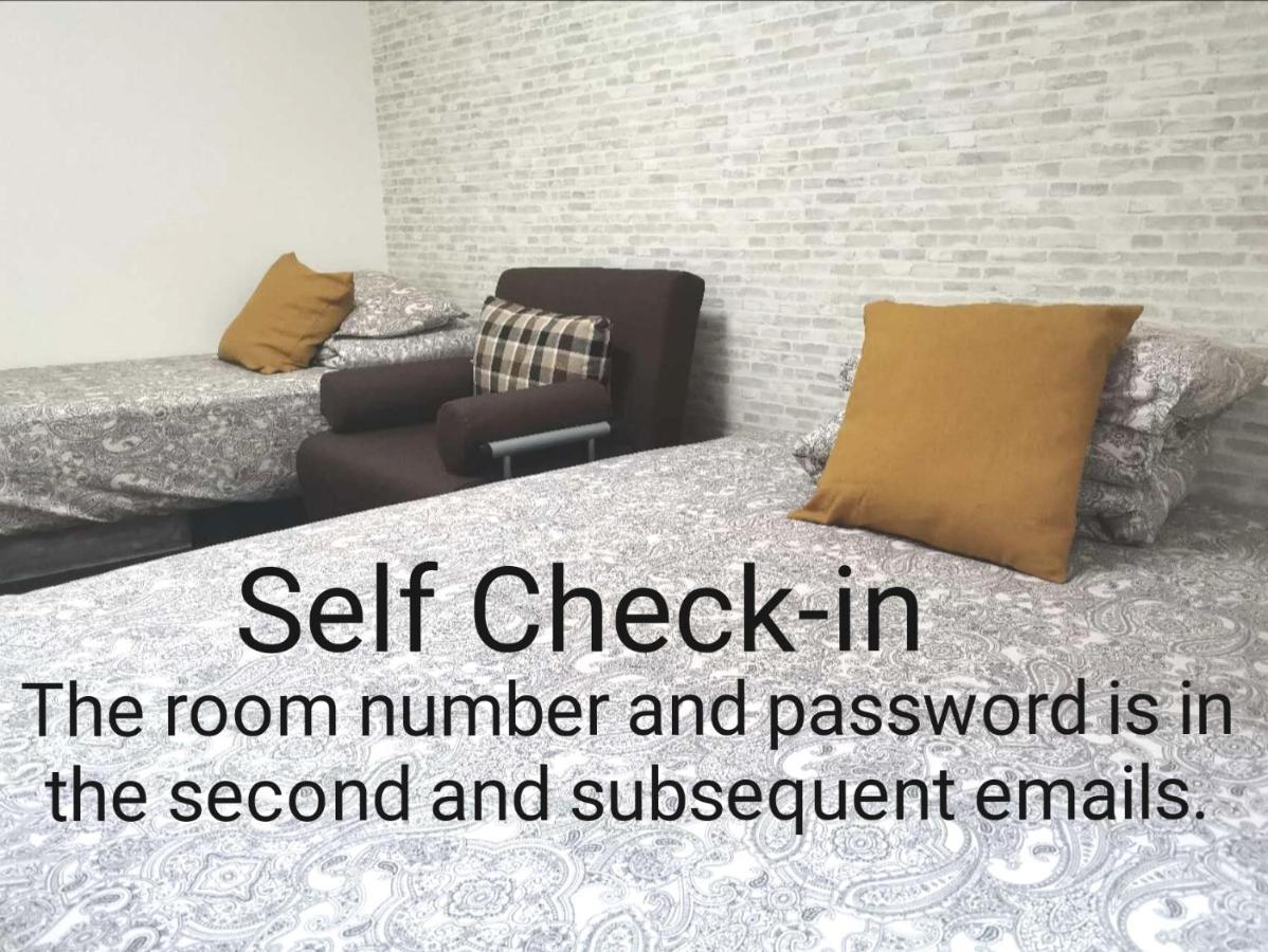 Lx -- Self Check-In -- Room Number & Password Is In The Following Email Tokyo Bagian luar foto
